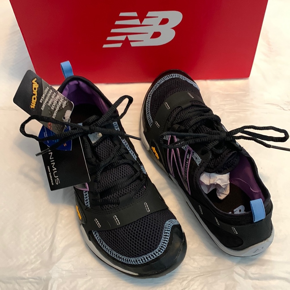 Women’s New Balance Minimus 10v1 shoes 9 D wide